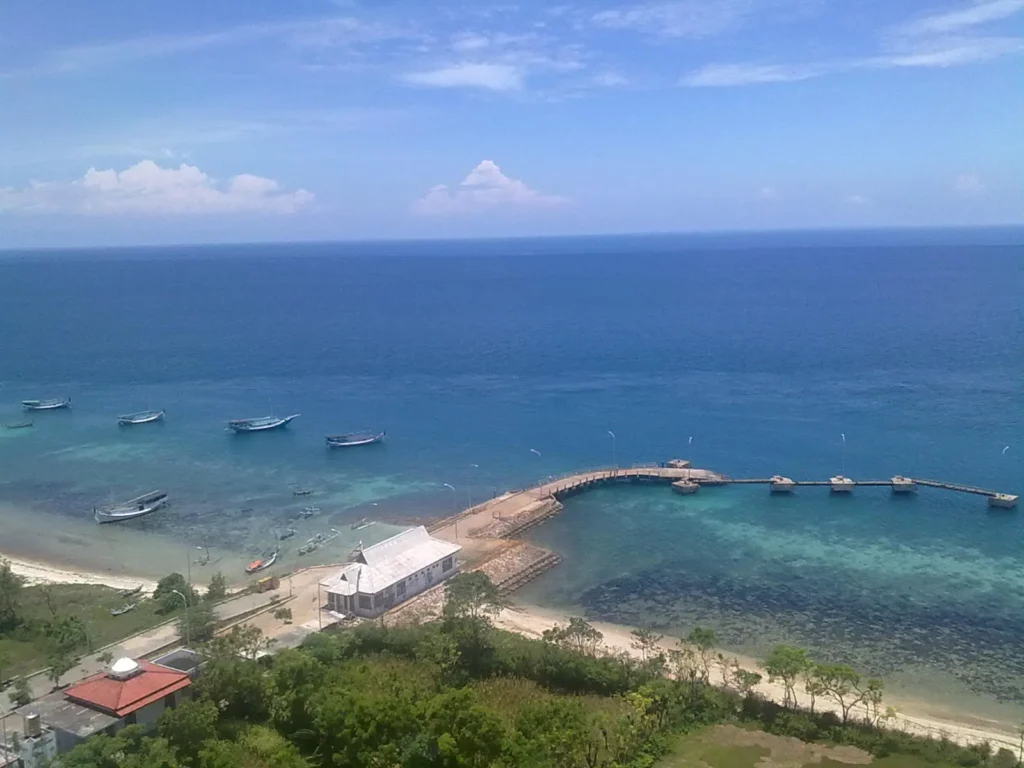 Pulau Sapudi Sumenep 2025: Panduan Wisata Pulau Sapi, Karapan Juara & Ziarah Wali 14 sapudi