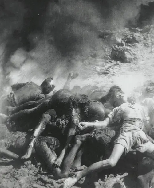 KH. M. Djufri Marzuqi (1925-1965 M) dan Pondoknya yang Dibakar Marinir Belanda 12 foto kuburan massal di Pamekasan 1940